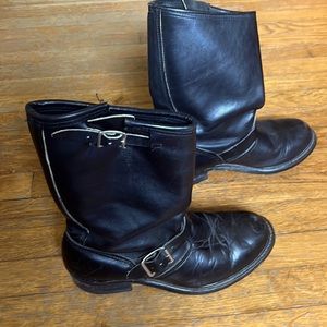 Men’s leather motor boots